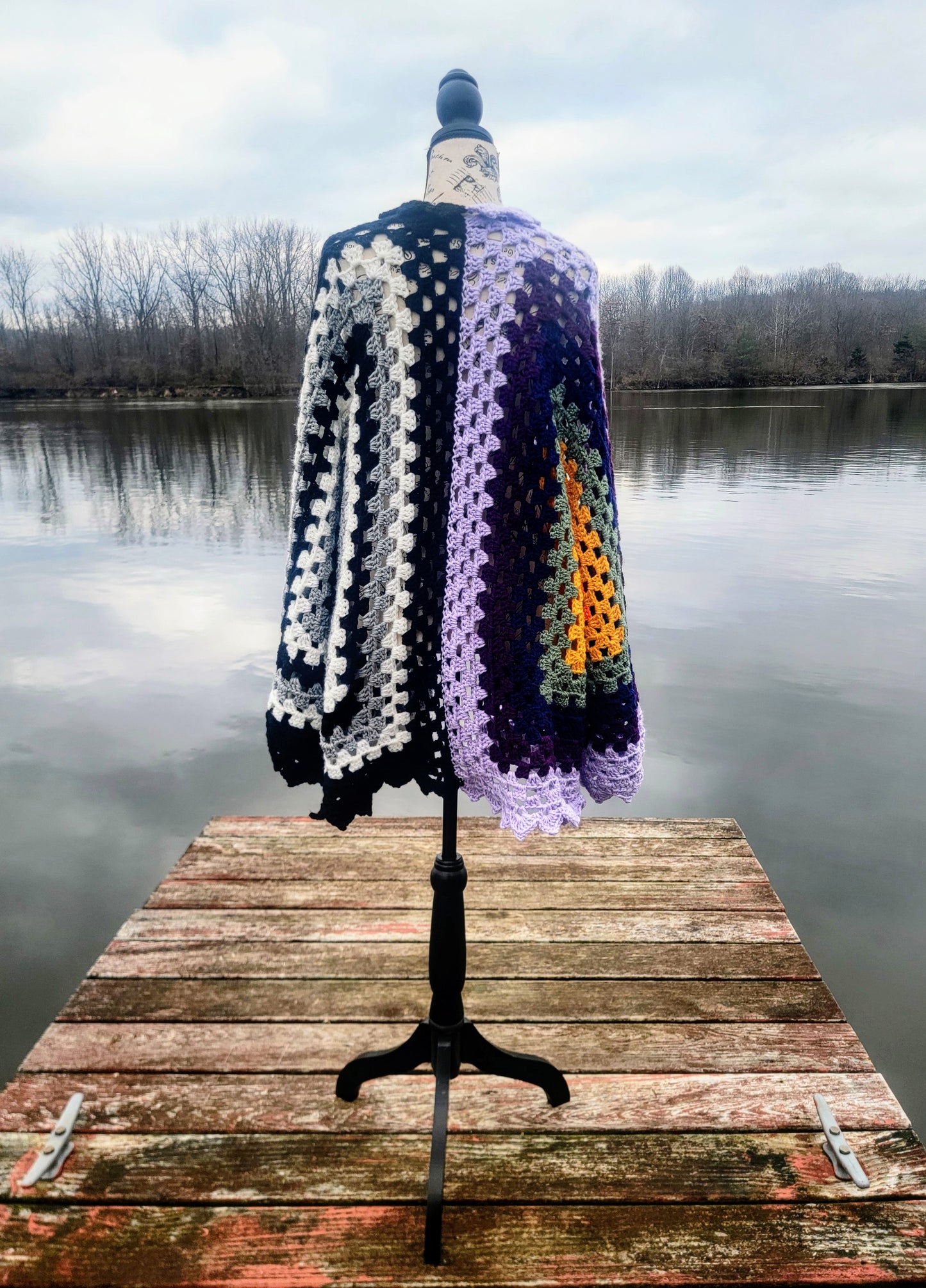 Enid’s Contrast – Hand-Crocheted Cardigan